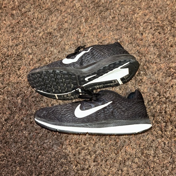 Size 9 - Nike Run Swift Black - 908989-001 - Picture 2 of 10